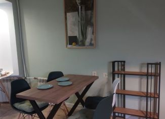 Аренда двухкомнатной квартиры, 57 м2, Петергоф, площадь Аврова