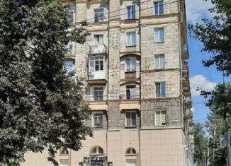 Продается 2-комнатная квартира, 46.3 м2, Новосибирск, проспект Дзержинского, 81, метро Берёзовая роща