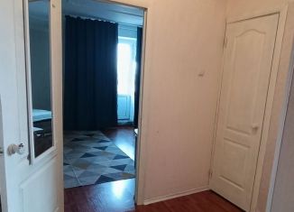 Сдам однокомнатную квартиру, 36 м2, Грозный, улица Трудовиков, 2А