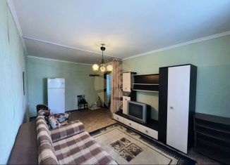 Продается комната, 18 м2, Старый Оскол, микрорайон Приборостроитель, 53