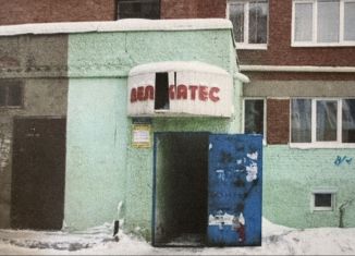 Продается торговая площадь, 55.9 м2, Воткинск, улица Гастелло, 5