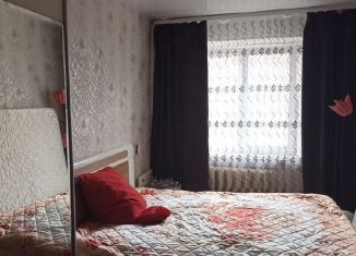 Сдача в аренду трехкомнатной квартиры, 70 м2, Усть-Кут, Строительная улица, 4