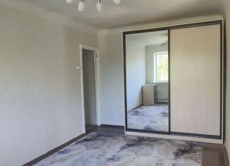 Сдается 2-комнатная квартира, 45 м2, Псков, Госпитальная улица, 9