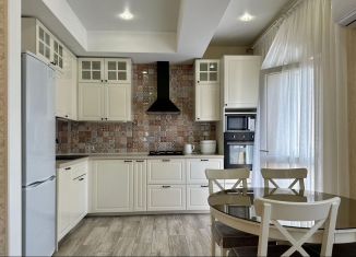 Продам 2-комнатную квартиру, 65.7 м2, Сочи, улица Макаренко, 34/18, микрорайон Заречный