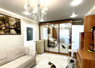 Продается 3-комнатная квартира, 45 м2, Саратов, улица имени З.А. Космодемьянской, 25