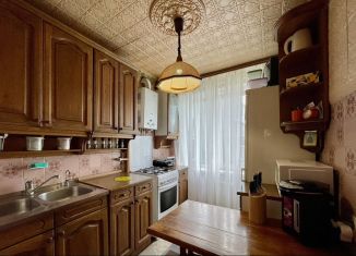 3-ком. квартира на продажу, 62.7 м2, поселок городского типа Стройкерамика, улица Дружбы, 17