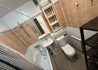 Продажа однокомнатной квартиры, 50 м2, Смоленск, улица Матросова, 9