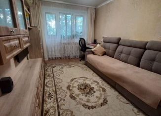 Продается 2-комнатная квартира, 52 м2, Чувашия, улица Гузовского, 13
