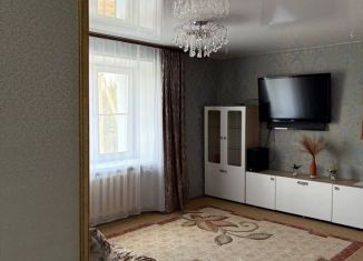 Продаю 3-комнатную квартиру, 74.4 м2, Гусиноозёрск, Школьная улица, 34