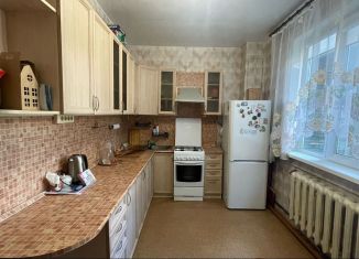Продаю 2-ком. квартиру, 47.8 м2, Архангельск, улица Кедрова, 37к2