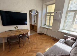 Сдается в аренду четырехкомнатная квартира, 110 м2, Санкт-Петербург, Большой проспект Петроградской стороны, 69, муниципальный округ Кронверкское