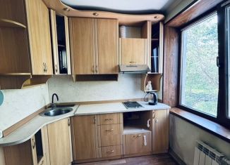 Продам 3-ком. квартиру, 63.8 м2, Петропавловск-Камчатский, Звёздная улица, 30, микрорайон Горизонт-Юг