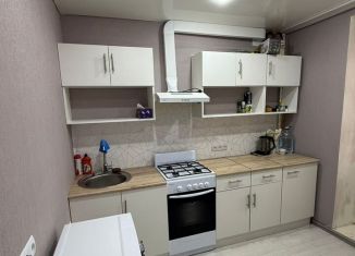 Продается двухкомнатная квартира, 48 м2, Маркс, проспект Строителей, 20