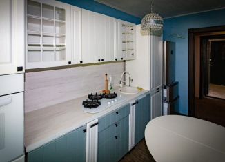 Продам двухкомнатную квартиру, 45.2 м2, Малая Вишера, Кузьминская улица, 59