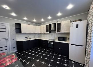 Двухкомнатная квартира в аренду, 67 м2, Тюмень, Широтная улица, 168, ЖК Юбилейный