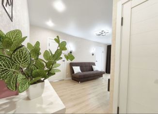 Продаю трехкомнатную квартиру, 43 м2, Киров, улица Некрасова, 11