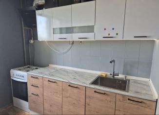 Продаю 1-комнатную квартиру, 348 м2, Киров, Боровая улица, 24к4