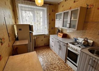 3-комнатная квартира на продажу, 65.2 м2, Тихвин, 5-й микрорайон, 33