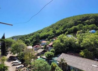 Продается 3-ком. квартира, 41.6 м2, Туапсе, улица Фрунзе, 63