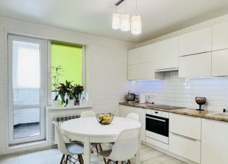 Продается 2-ком. квартира, 65 м2, Татарстан, проспект Заречье, 26