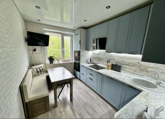 Продаю трехкомнатную квартиру, 62.6 м2, Петропавловск-Камчатский, улица Академика Курчатова, 7, микрорайон Горизонт-Север