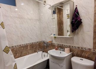 Продаю двухкомнатную квартиру, 42 м2, Северодвинск, Индустриальная улица, 66