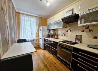 Четырехкомнатная квартира на продажу, 75.7 м2, Ишим, улица Шаронова, 5Б