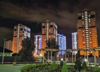 Продам двухкомнатную квартиру, 55.1 м2, Краснодар, Садовая улица, 161/2к2, ЖК Три Богатыря