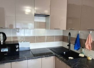 Продаю 2-ком. квартиру, 35.3 м2, Новомосковск, проспект Победы, 4А
