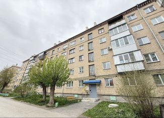Продается 1-ком. квартира, 30.1 м2, Коркино, улица Сони Кривой, 13