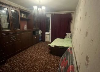 Продам 1-комнатную квартиру, 31 м2, Челябинск, улица Молодогвардейцев, 26, Курчатовский район