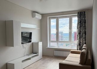 Сдается в аренду однокомнатная квартира, 33 м2, Республика Башкортостан, улица Аксакова, 81/1