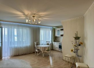 Сдача в аренду трехкомнатной квартиры, 77.5 м2, Челябинск, проспект Ленина, 38