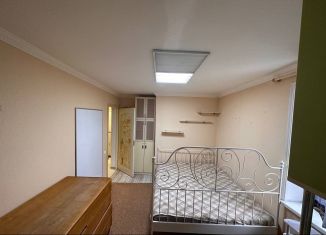 Сдам в аренду 2-комнатную квартиру, 50 м2, Краснодар, Ставропольская улица