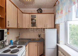 Продам 2-комнатную квартиру, 38.7 м2, Тобольск, 6-й микрорайон, 15