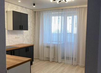 Продам однокомнатную квартиру, 39 м2, Саратов, улица имени Николая Сдобнова, 5