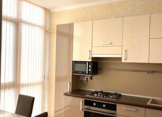 Аренда двухкомнатной квартиры, 40 м2, Сочи, Яблочная улица, 25