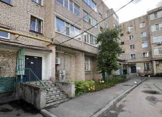 Продаю 2-комнатную квартиру, 53 м2, Кинель, улица Маяковского, 81