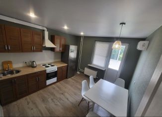 Сдается 2-комнатная квартира, 70 м2, Краснодар, улица им. Героя Яцкова И.В., 16, микрорайон Восточно-Кругликовский