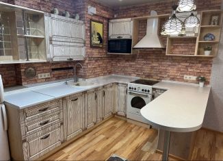 Продаю квартиру студию, 30.5 м2, Тюмень, улица Сидора Путилова, 45, ЖК Лукоморье