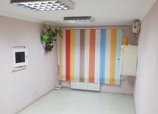 Продаю 3-ком. квартиру, 55.5 м2, Туапсе, улица Фрунзе, 30