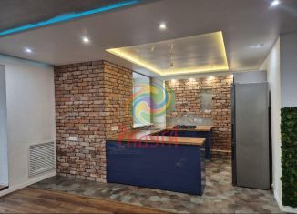 Продам 2-ком. квартиру, 67 м2, Иваново, улица Полка Нормандия-Неман, 83к2