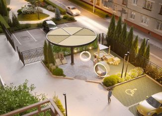 Трехкомнатная квартира на продажу, 90.8 м2, Киров, улица Свободы, 115Г