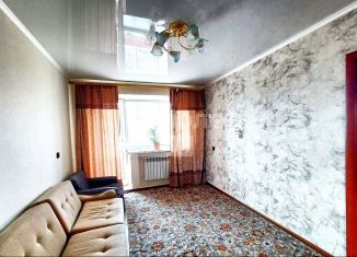 Продаю 2-ком. квартиру, 40.2 м2, Чита, улица Карла Маркса