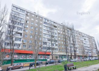 Продаю 3-комнатную квартиру, 57 м2, Саратов, улица имени В.И. Чемодурова, 8А