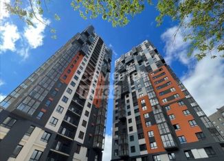 Продаю 2-ком. квартиру, 71.4 м2, Новосибирск, Депутатская улица, 60