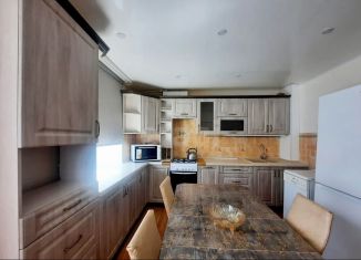 Продажа 3-ком. квартиры, 58.4 м2, рабочий посёлок Кадуй, Молодёжная улица, 6к1