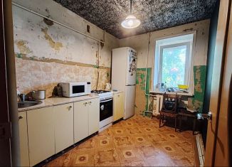 Продажа 2-ком. квартиры, 47.5 м2, Малоярославец, улица Аузина, 6