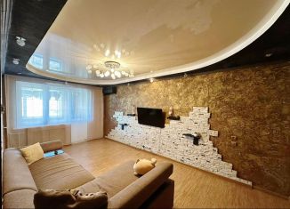 Сдается в аренду 3-комнатная квартира, 71.9 м2, Крымск, улица Фадеева, 25