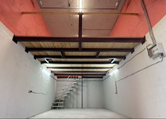 Сдам в аренду гараж, 30 м2, Екатеринбург, улица Начдива Онуфриева, 55